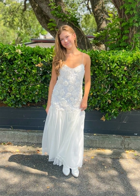 LUCY PETAL TEXTURED MAXI DRESS Comfy and Cozy Cool Shape