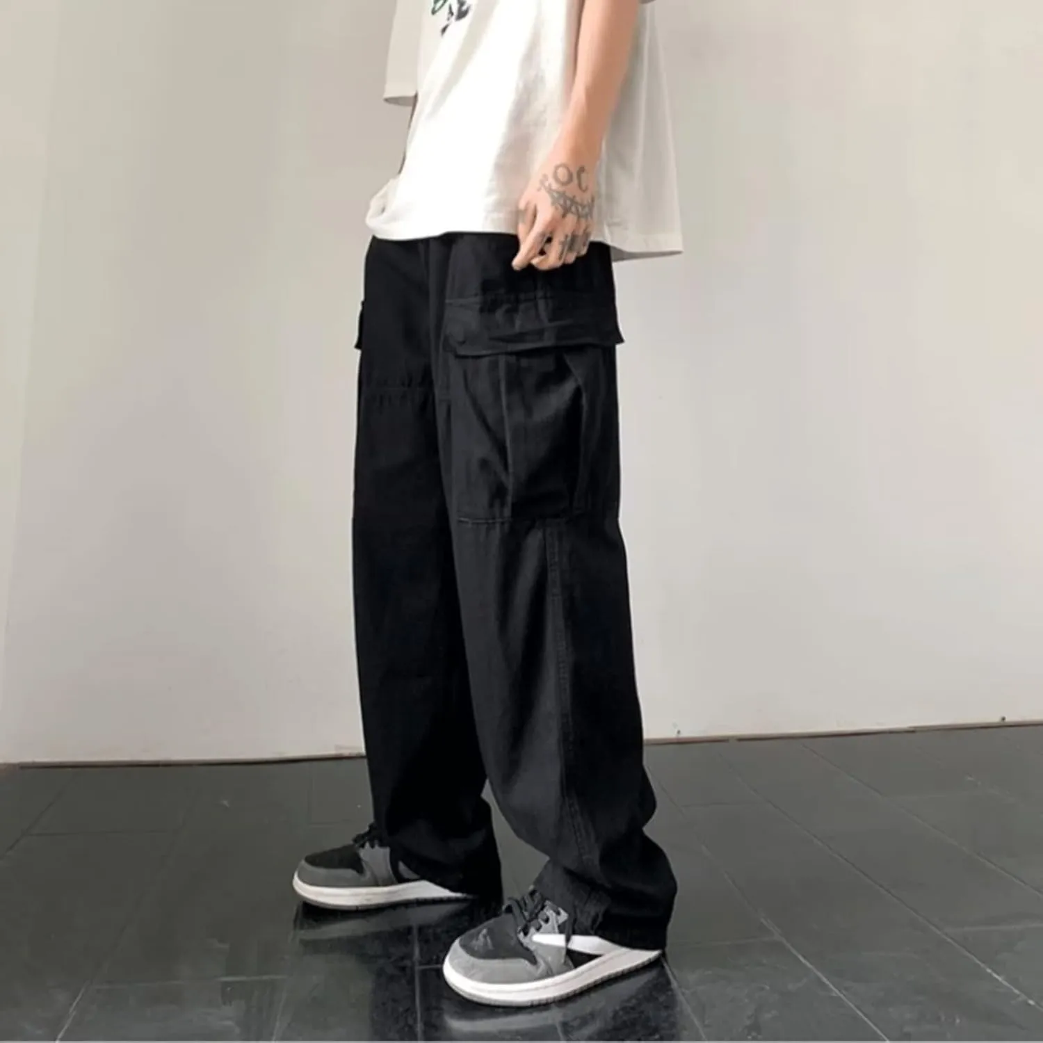 Harajuku Cargo Pants Men's Japanese Retro Multi Pocket Loose Cargo Pants Men's Casual Straight Trousers