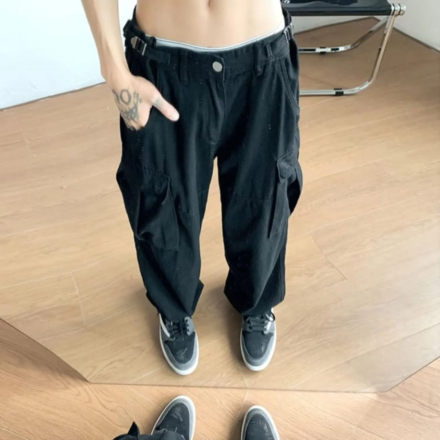 Harajuku Cargo Pants Men's Japanese Retro Multi Pocket Loose Cargo Pants Men's Casual Straight Trousers