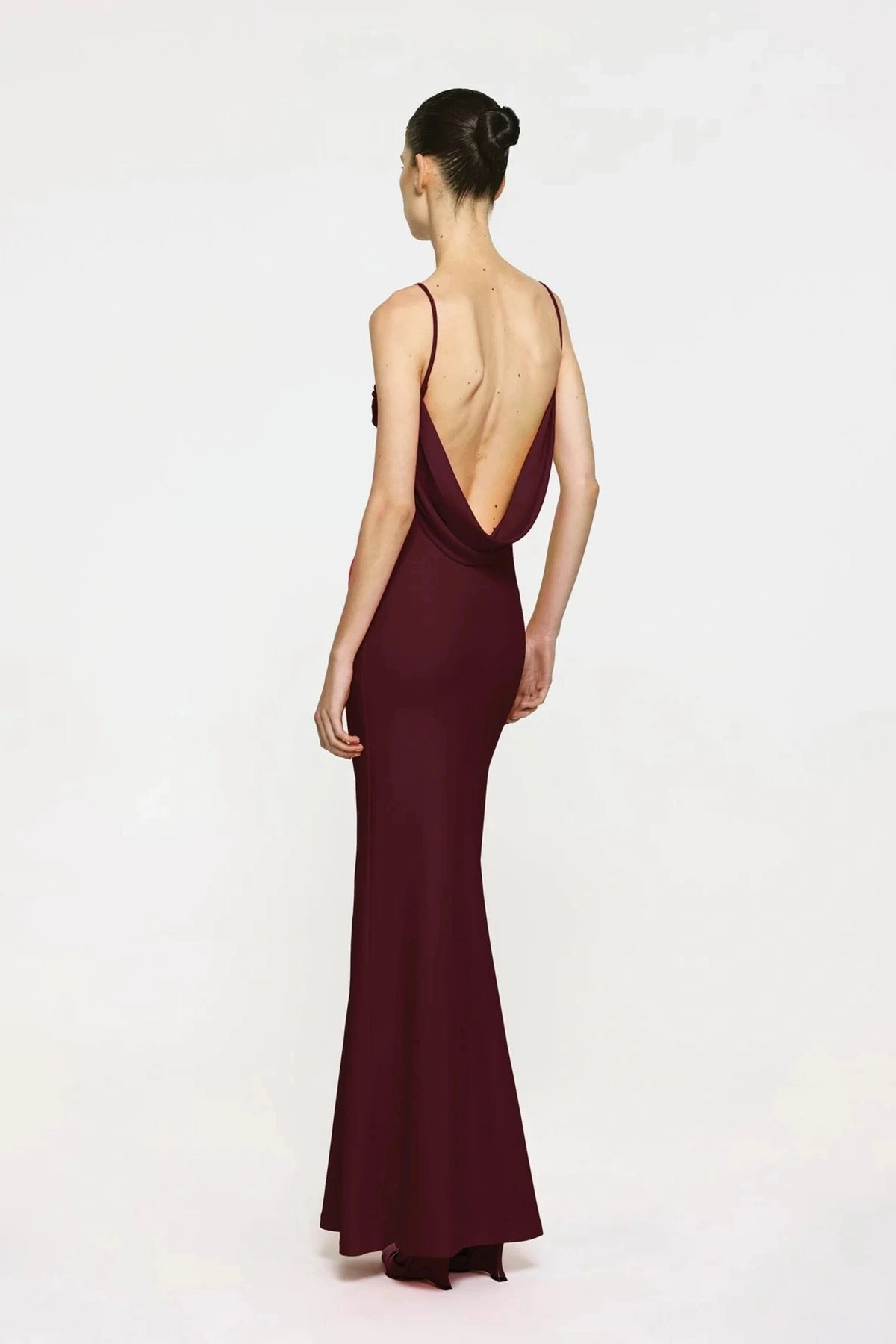 Havilland Gown Wine Smooth Shape Subtle Stitch