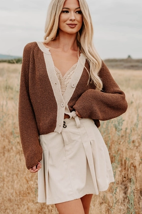 MoistureWickingTechnology Ventilated Back Panels Healing My Heart Contrast Knit Cardigan (Brown)