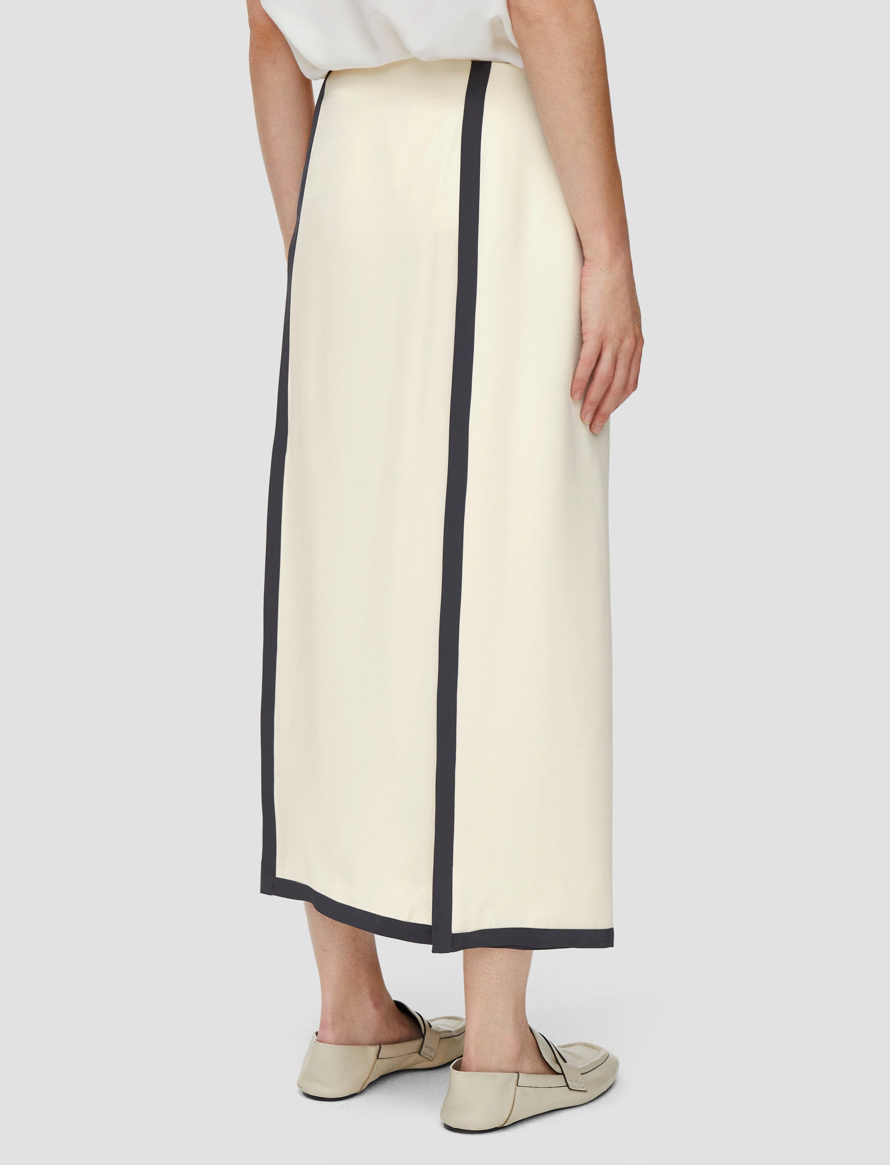 High low hem Future Fashion Heavy Silk Crepe Animation Iris Skirt