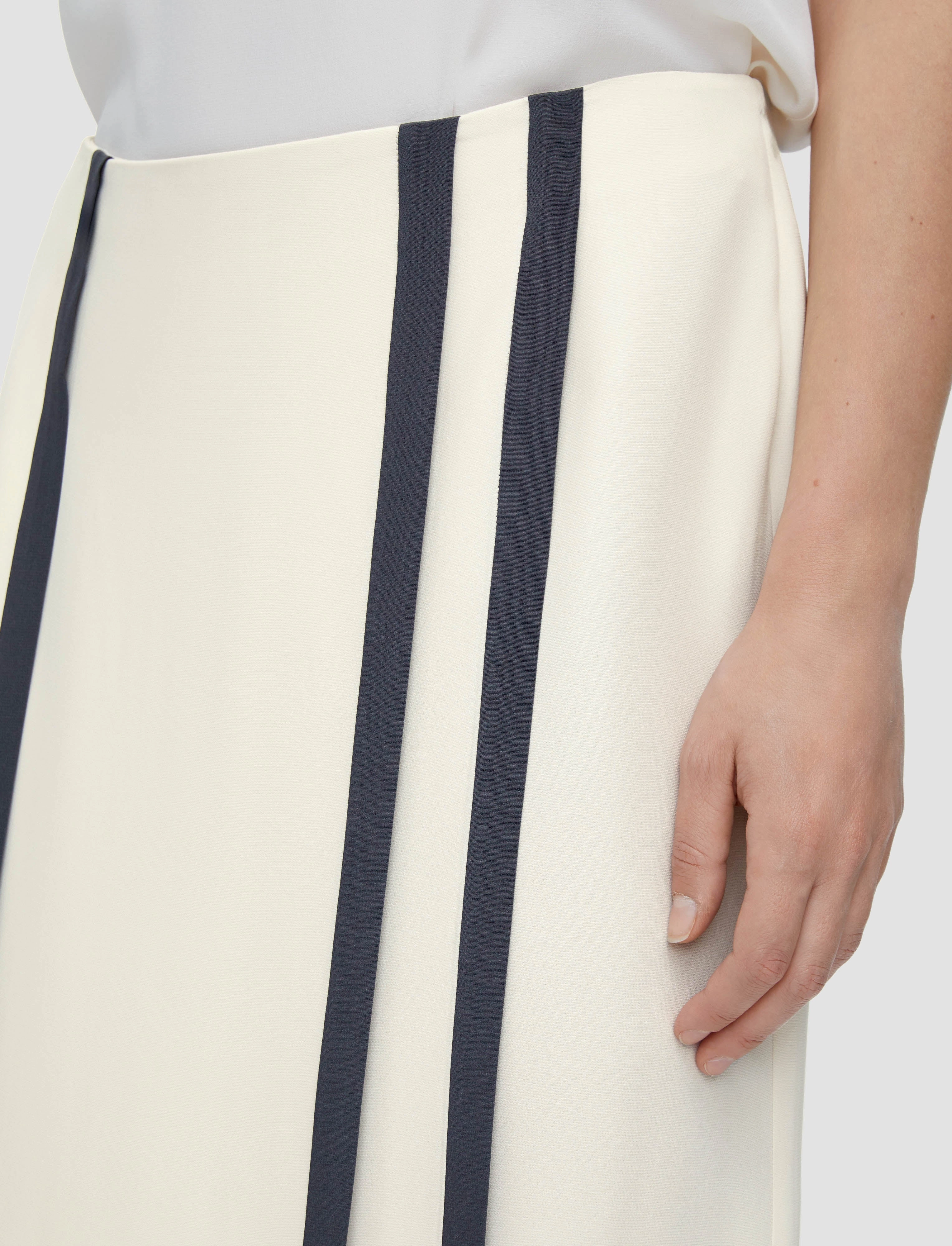 Tiered hem Adjustable Ties Heavy Silk Crepe Animation Iris Skirt