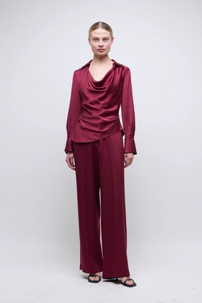 CompressionFit Symone Satin Top Cranberry