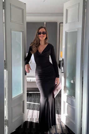 Casual event outfit Hunter Long Sleeve Maxi Dress Black