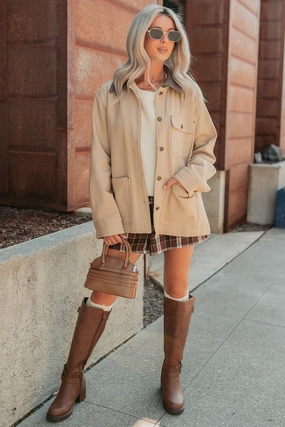 Classic Fit Design Hustle Habits Leather Collared Denim Jacket (Sand)