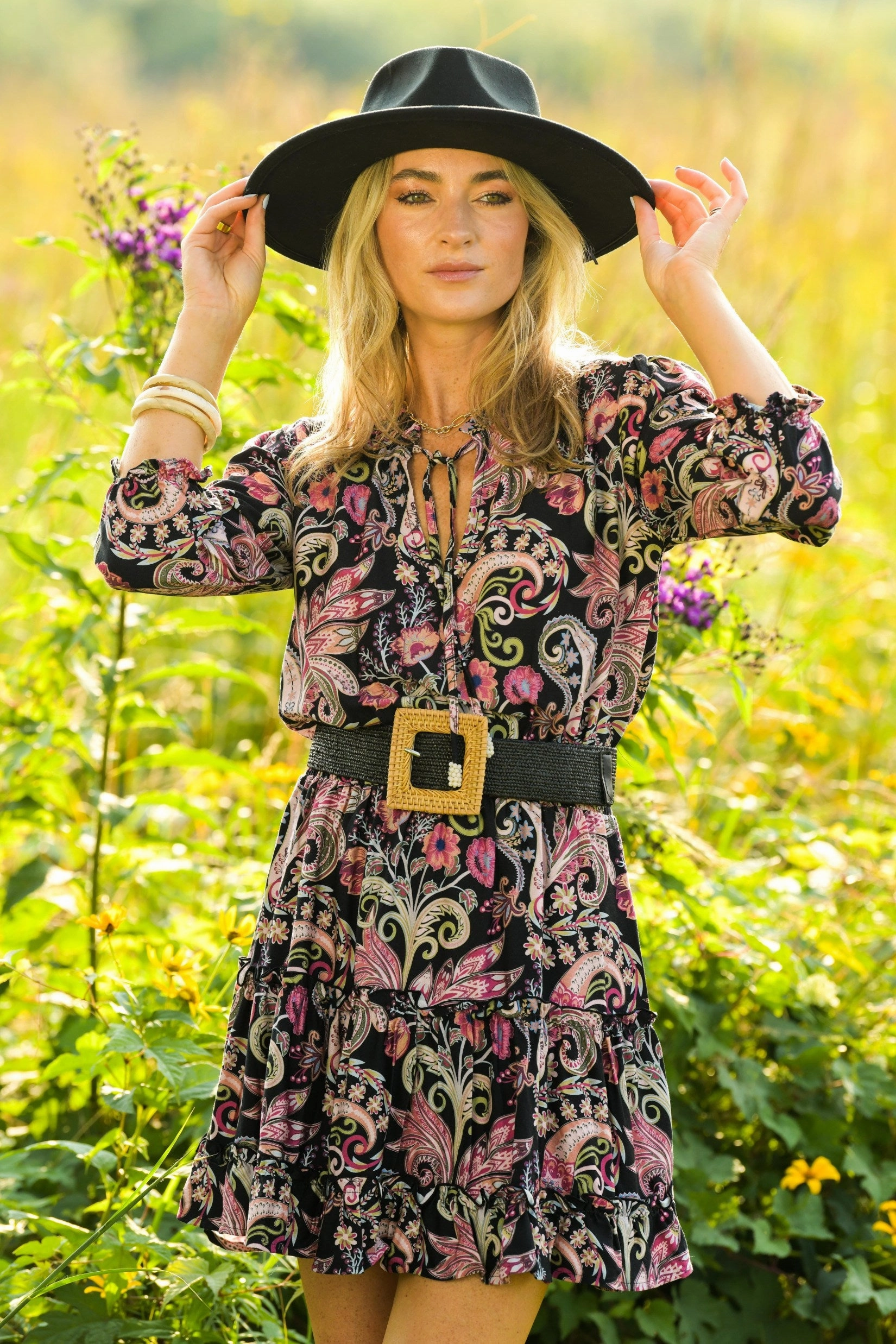 Ibiza Dress / Black Paisley City Rhythm Comfortable Waist Design