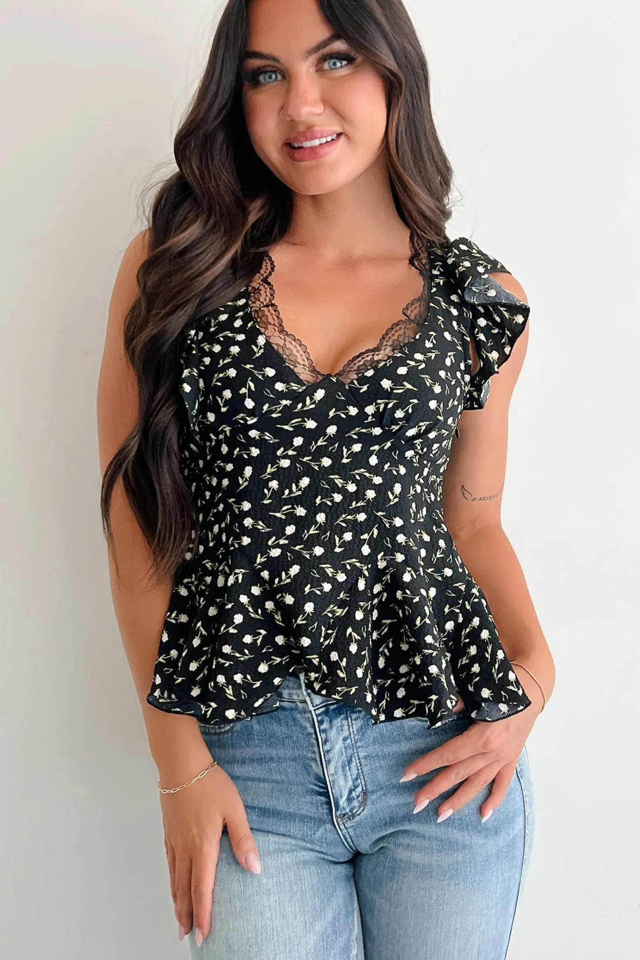 In The Middle Floral Peplum Lace Trim Top (Black) Microfiber Material CrewNeck