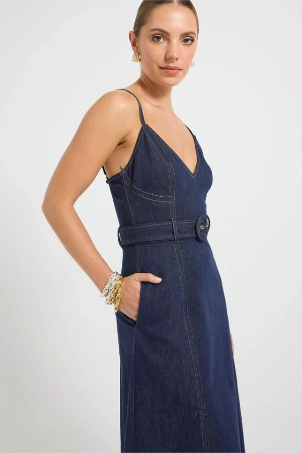 Cocktail-Party Match Quick Indie Flared Midi Indigo
