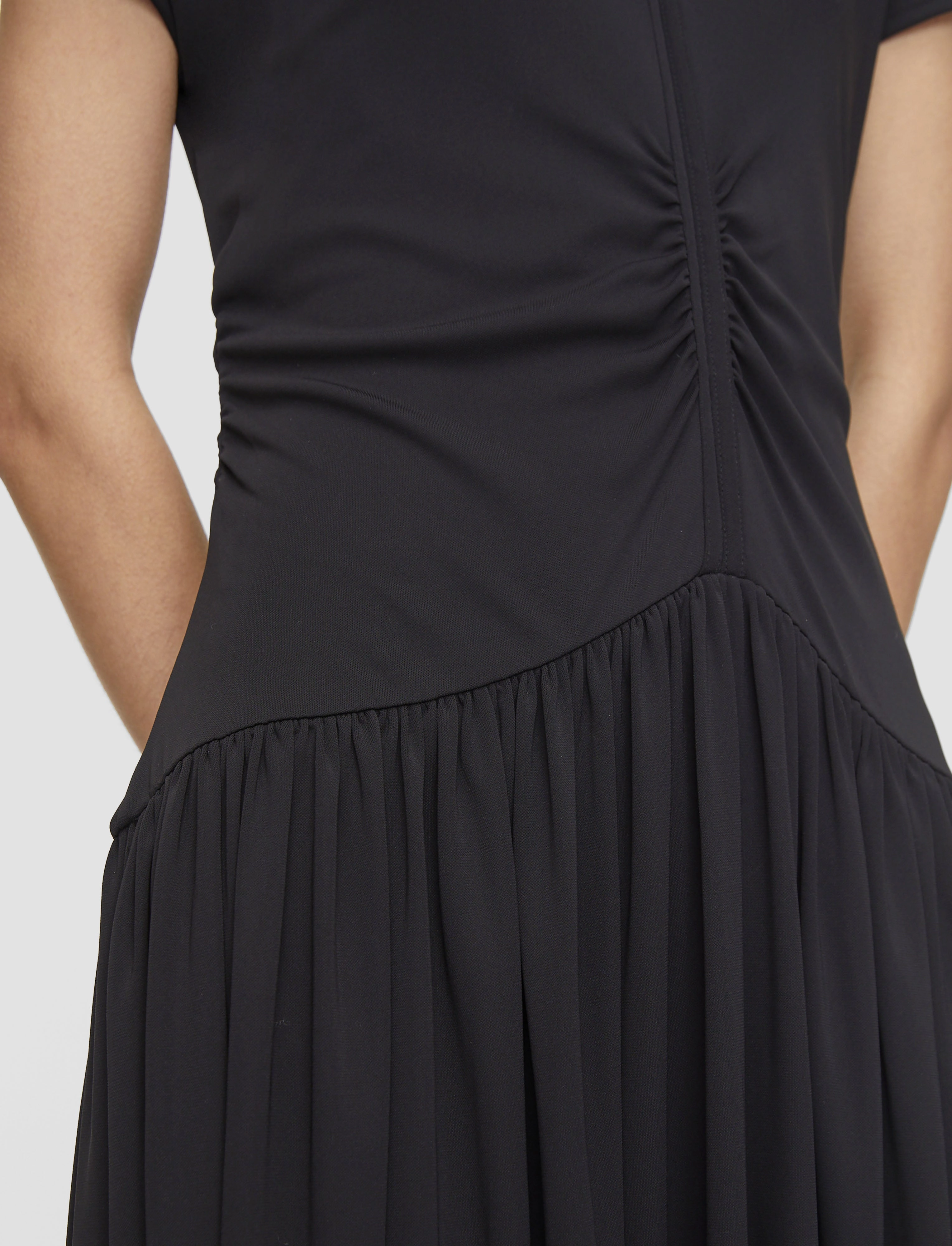 Weekend Casual Isaure Crepe Jersey  Dress