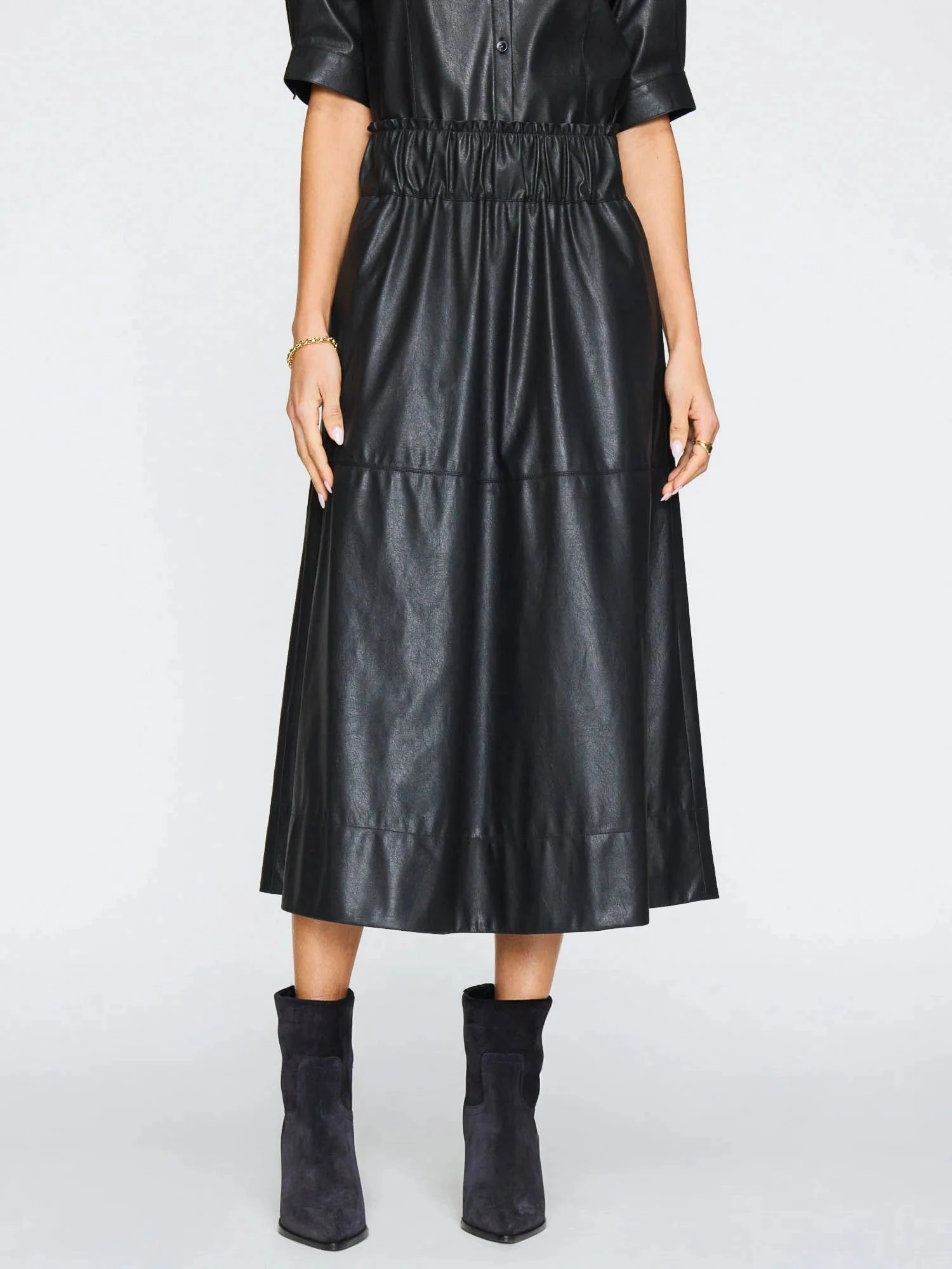 Design Detail Issa Skirt Black Onyx