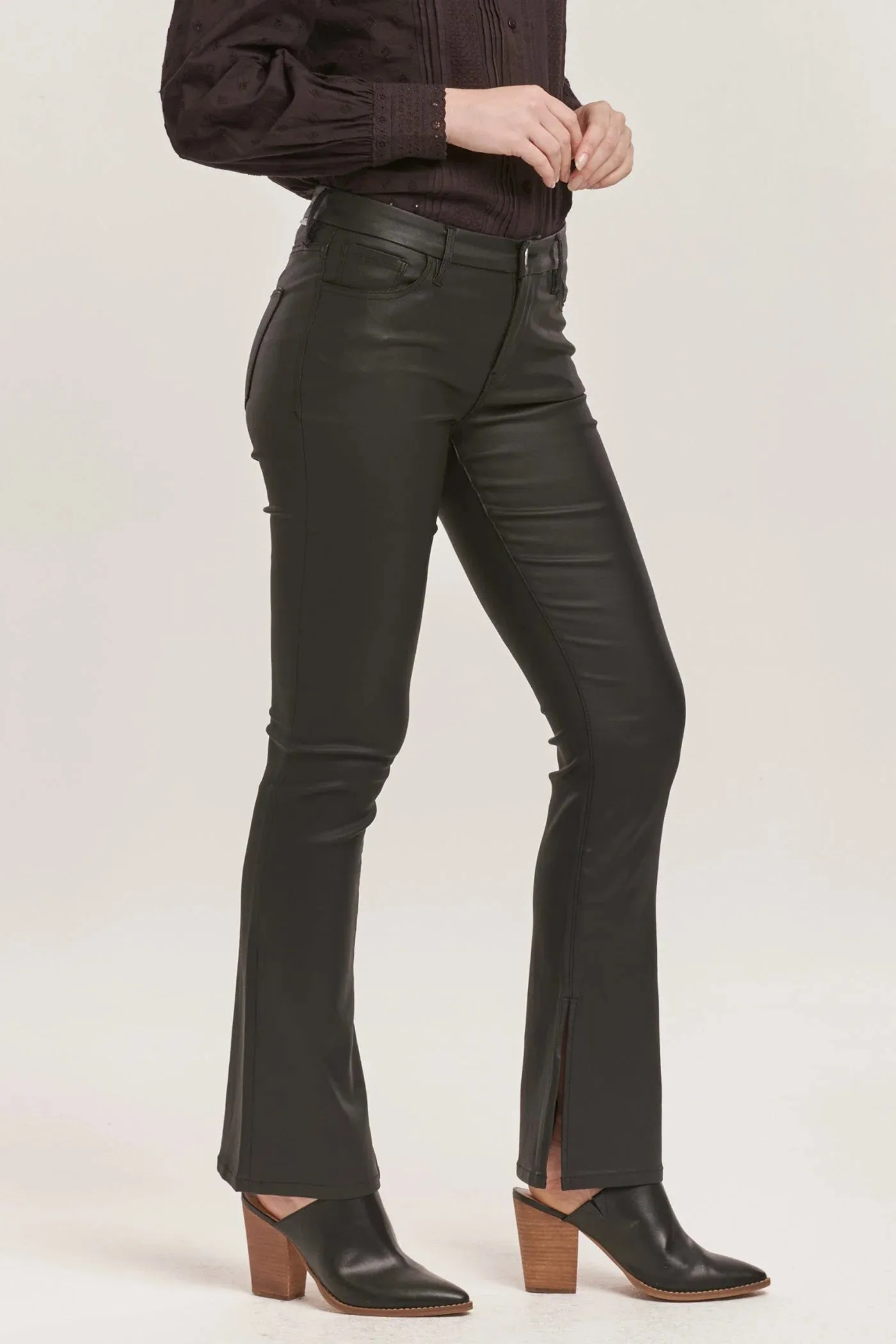 Jaxtyn Bootcut Fit Mid Rise Jeans