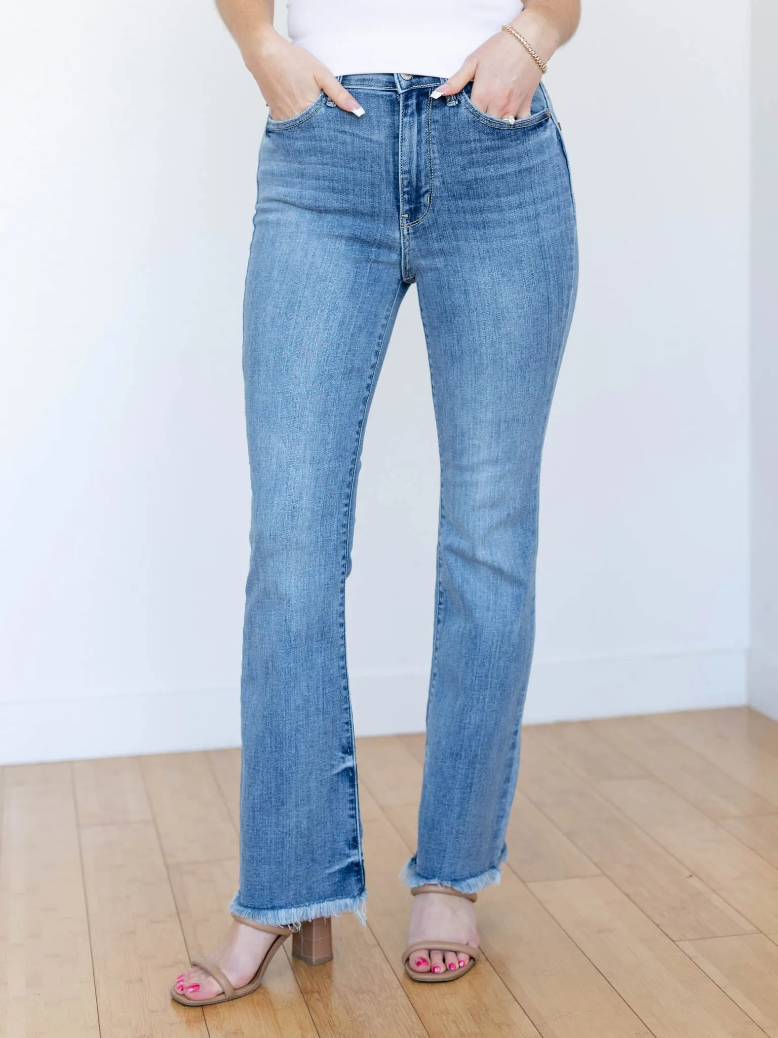 Judy Blue Medium Fray Hem Bootcut