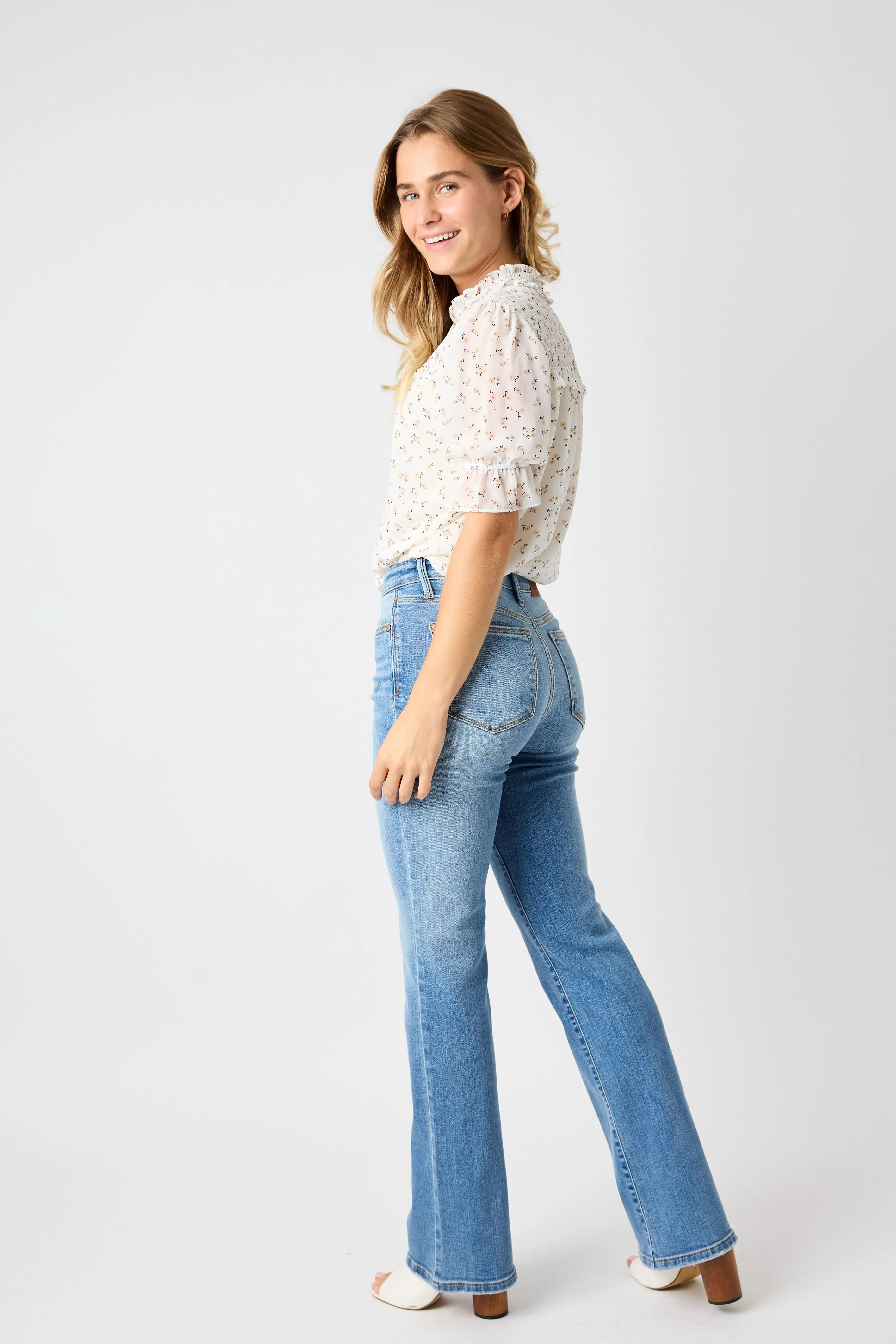 Judy Blue Medium Wash Mid Rise Vintage Bootcut