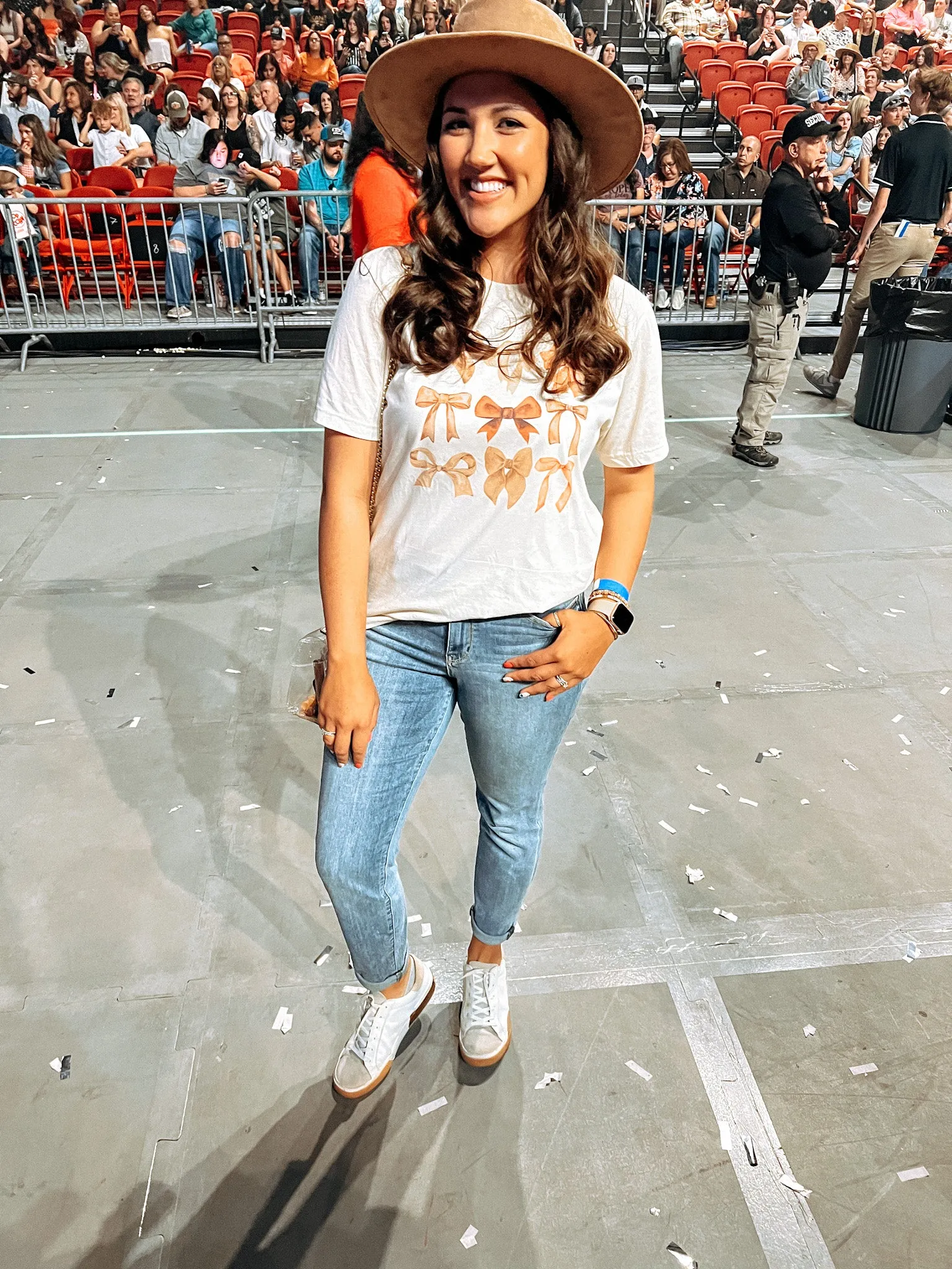 Kane Bow Neutral Tee