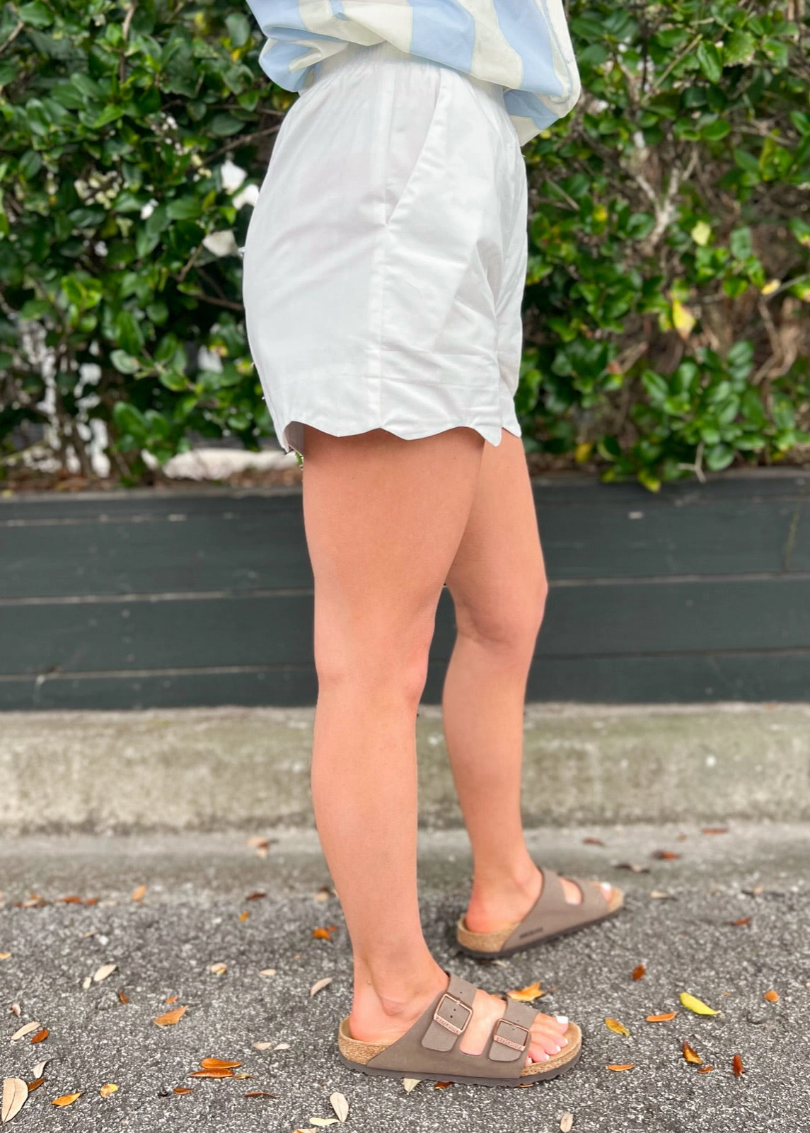 KAYLA WHITE SCALLOPED SHORTS Flexible Material Anti Pilling Technology