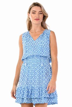 Feminine Look Sleek and Sleek Kaylee Dress / Blue Tiles