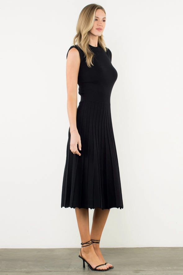 KNIT MAXI DRESS Crisp Finish