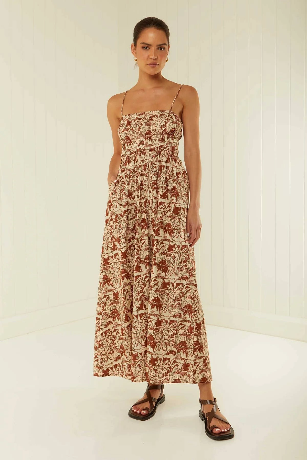 Practical work-to-play piece Wardrobe-Staple CASUAL CASUAL NECKLINE HALTER DRESS_CWDMD2272