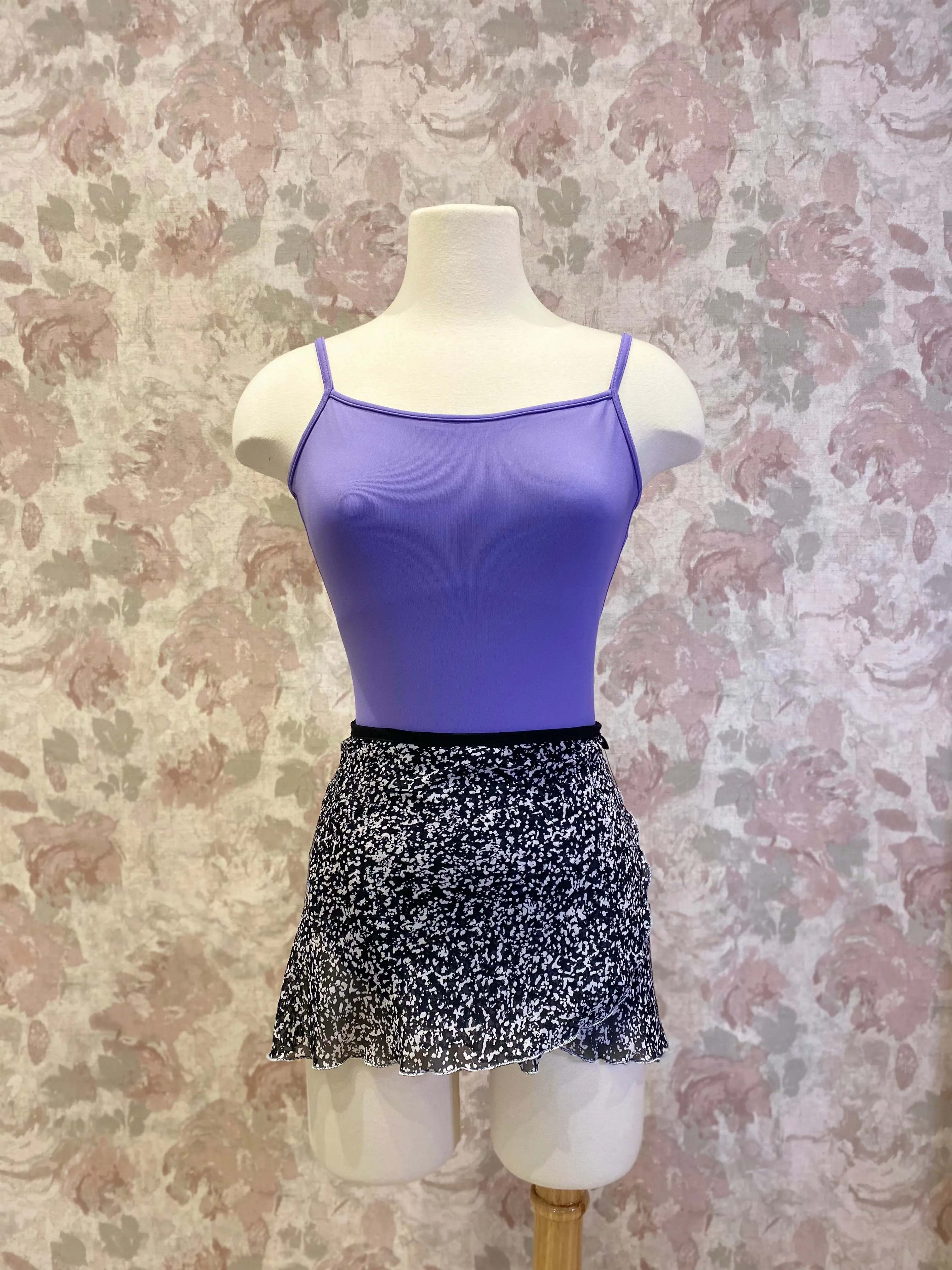 Ladies Black & White Spots Skirt