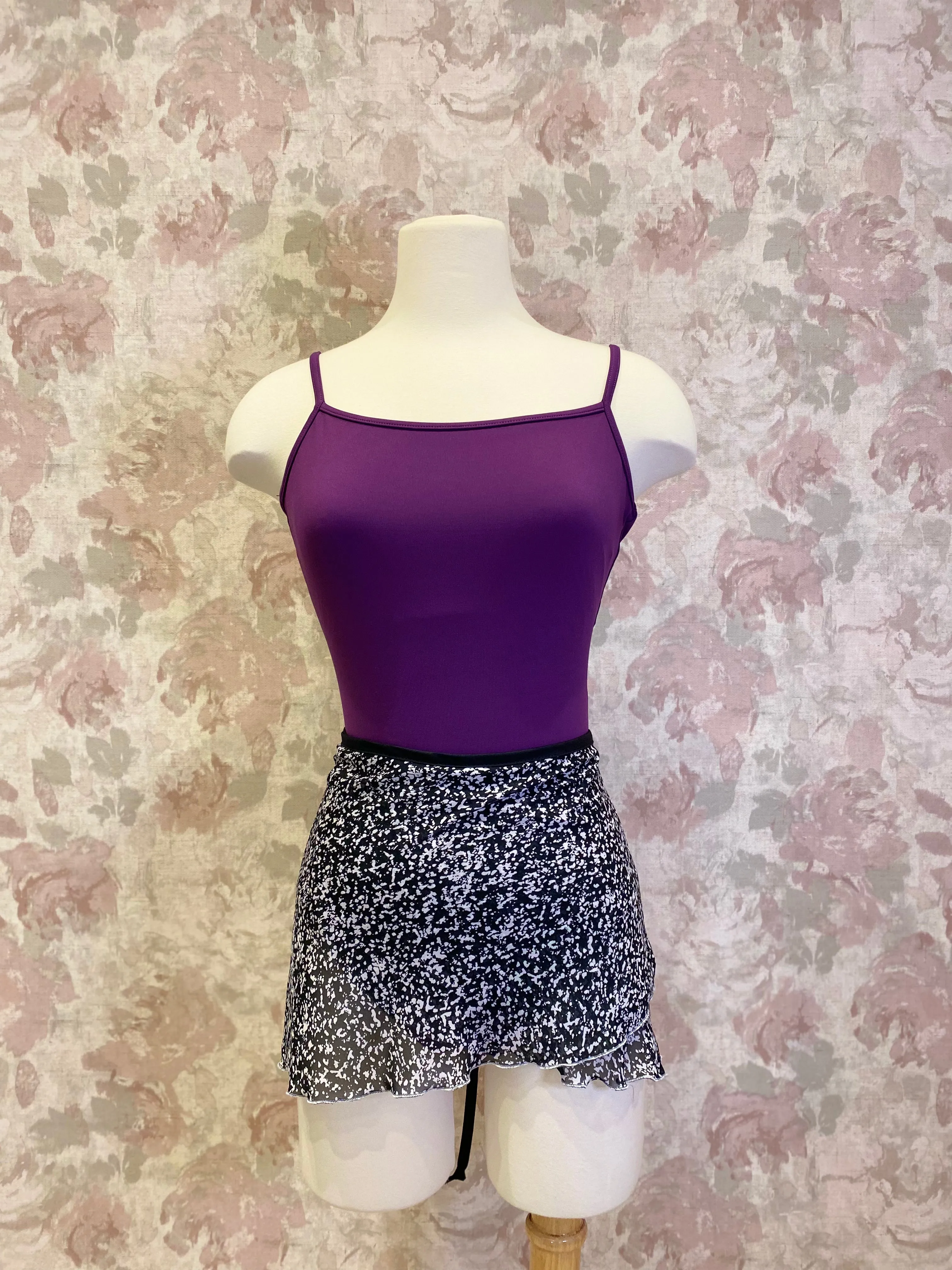 Ladies Black & White Spots Skirt