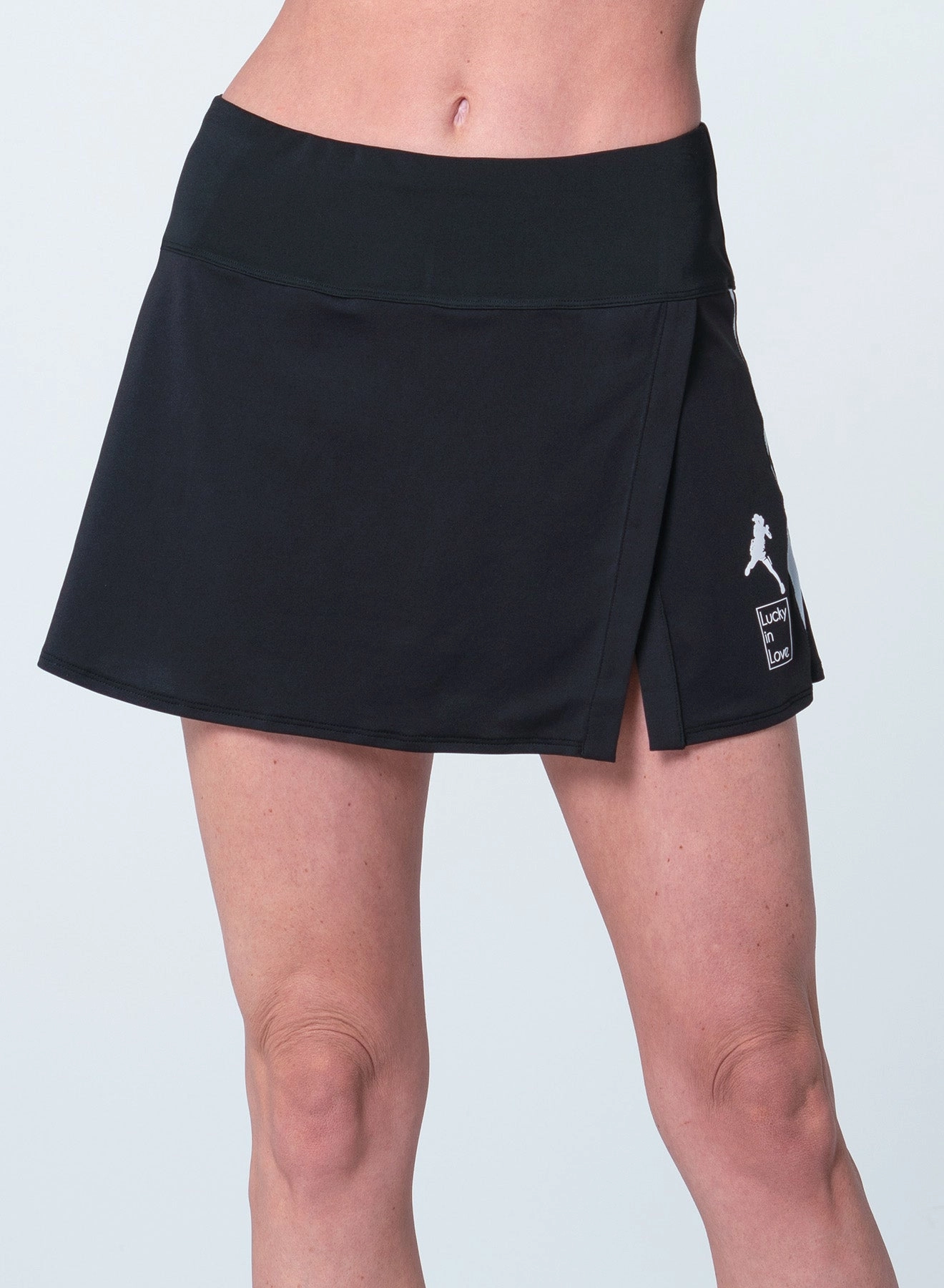 Animal Print Sleek Detail On The Court Skirt