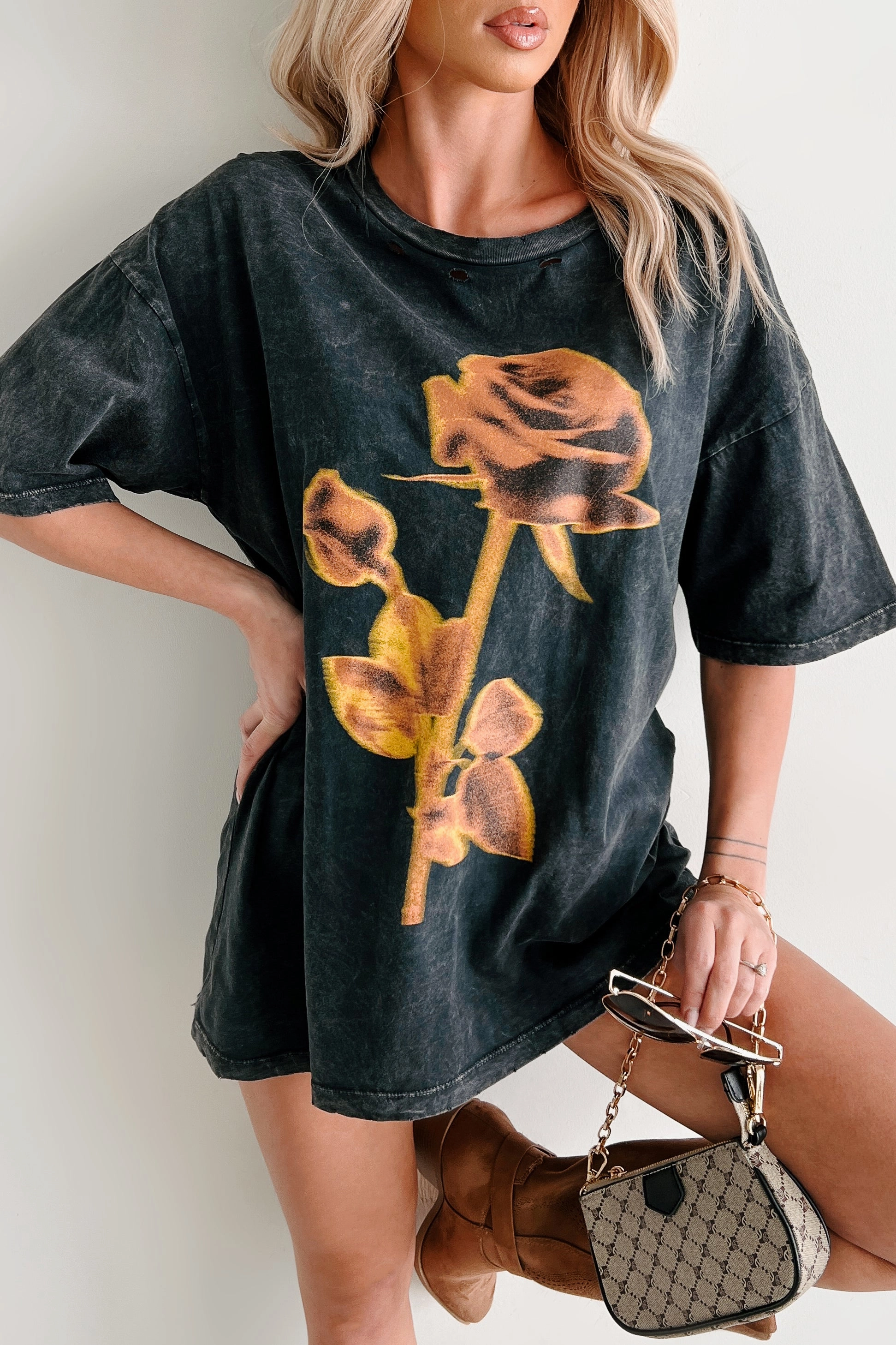 FlexibleCuffs WideNeckline Graceful Rebellion Distressed Floral Graphic T-Shirt (Charcoal)