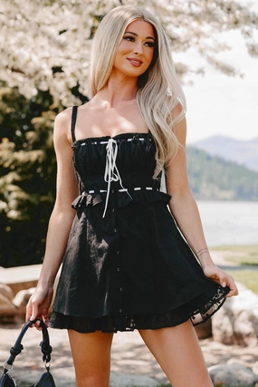 Minimalist-Trend Trendy Fit Look Lead With Love Sleeveless Embroidered Mini Dress (Black)