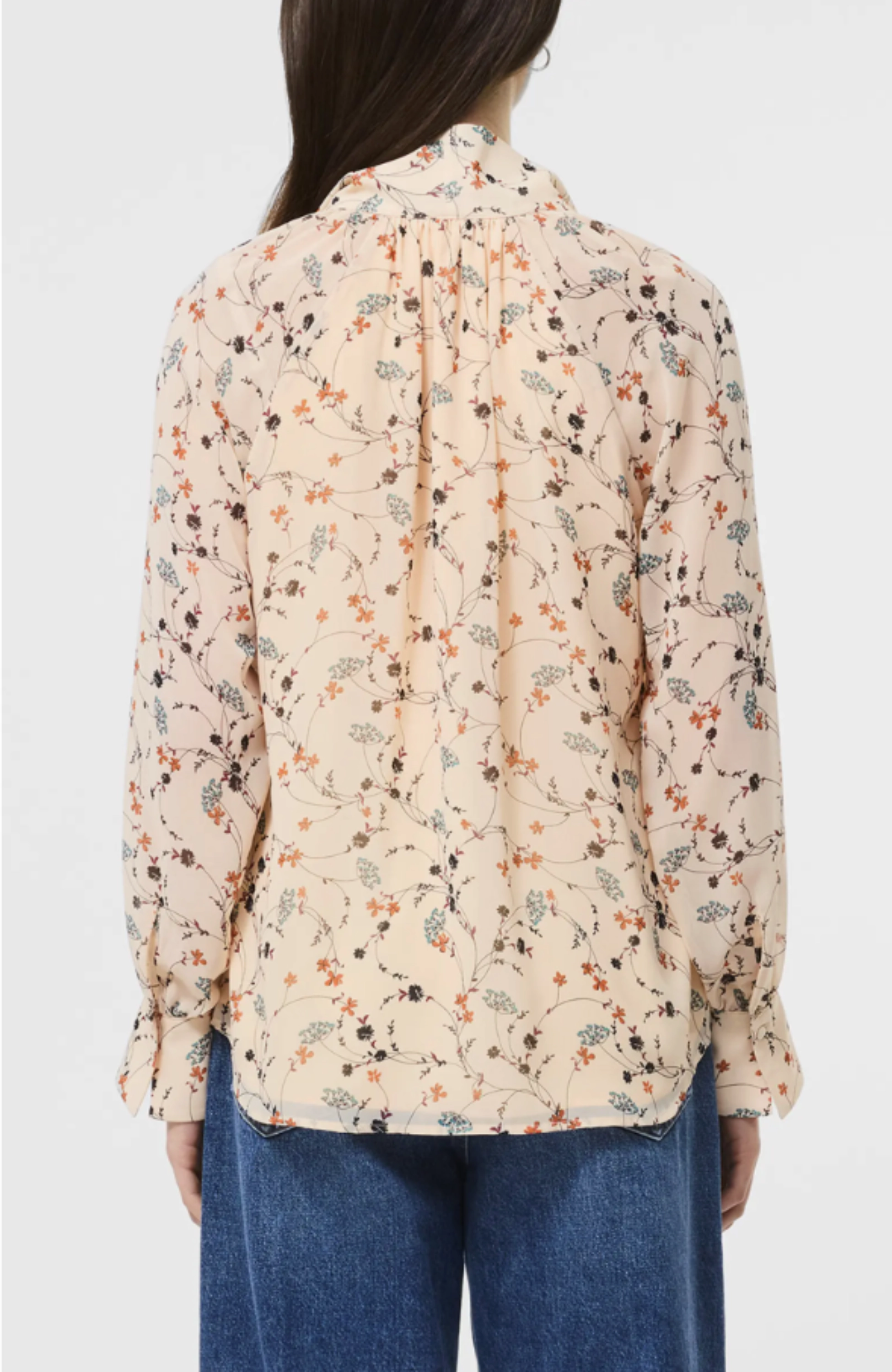 Winter Hoodie Gym Wear LEITHIA WHISPY CHIFFON TIENECK TOP