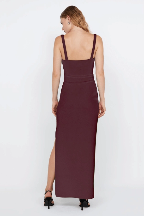 Leora Tuck Maxi Dress Plum Clean Outfit