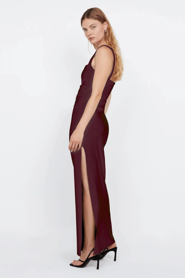 Leora Tuck Maxi Dress Plum Low Key