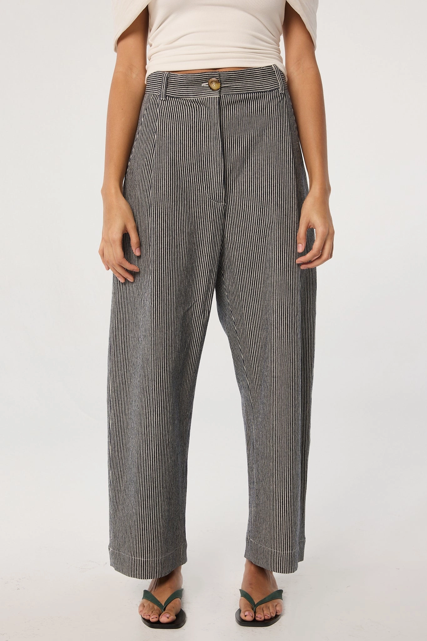 Layering Piece Stay Comfortable LEVIN TROUSER