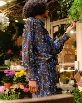 LightweightTexture Mara Blouse Cedar Hill Paisley