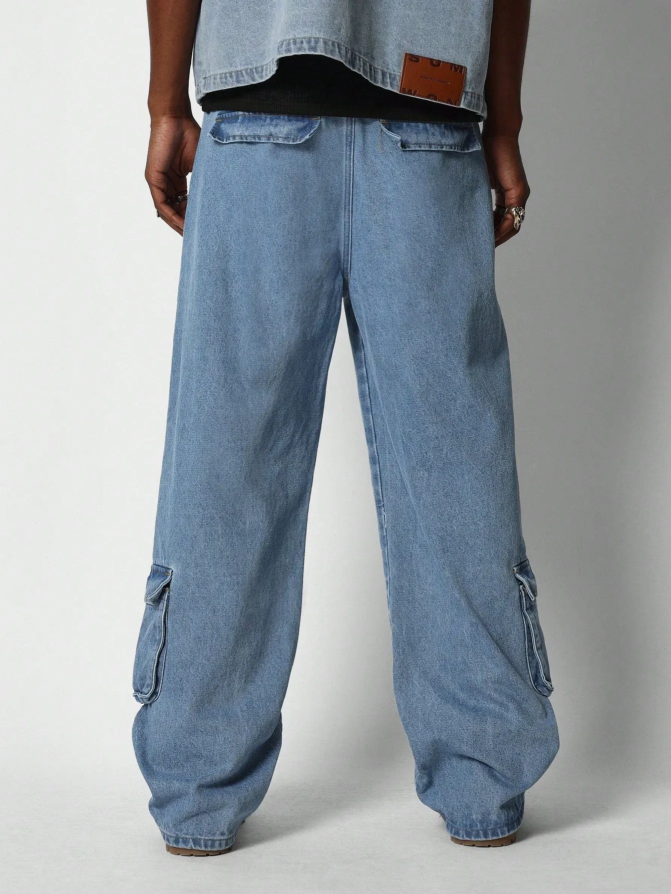 Loose Fit Baggy Cargo Pocket Jeans