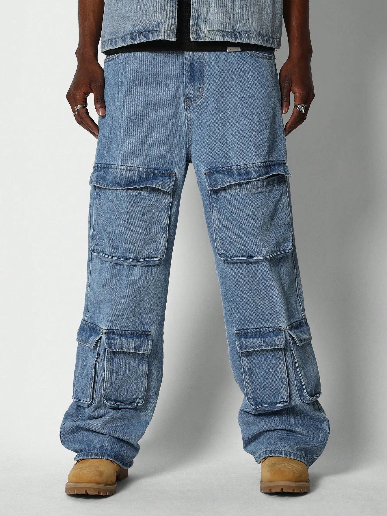 Loose Fit Baggy Cargo Pocket Jeans