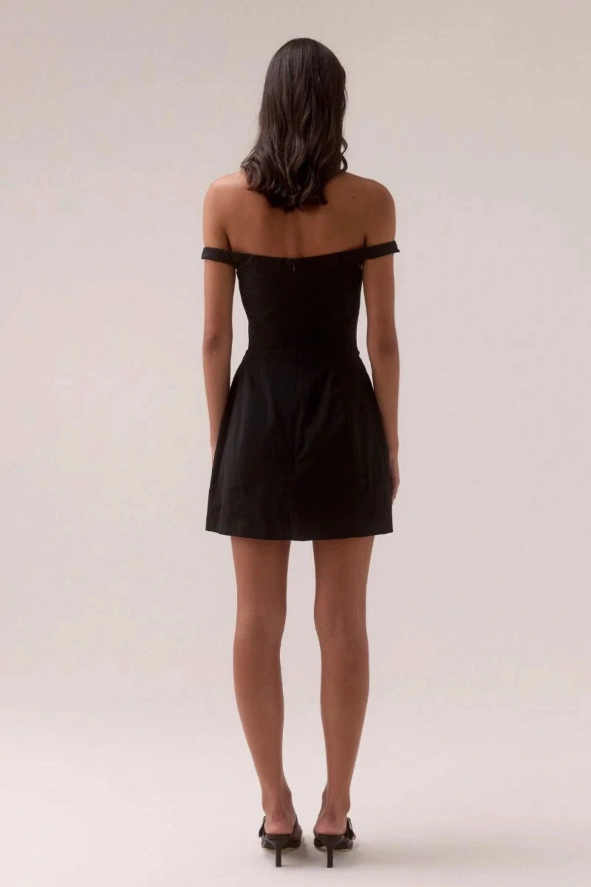 Lure Mini Dress Black/White Elegant Motion Luxe style
