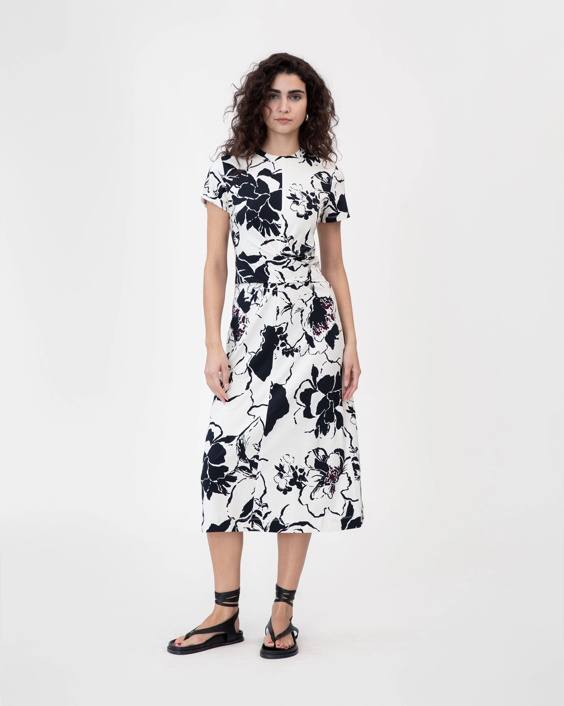 Comfortable Design Timeless Touch Mac Dress