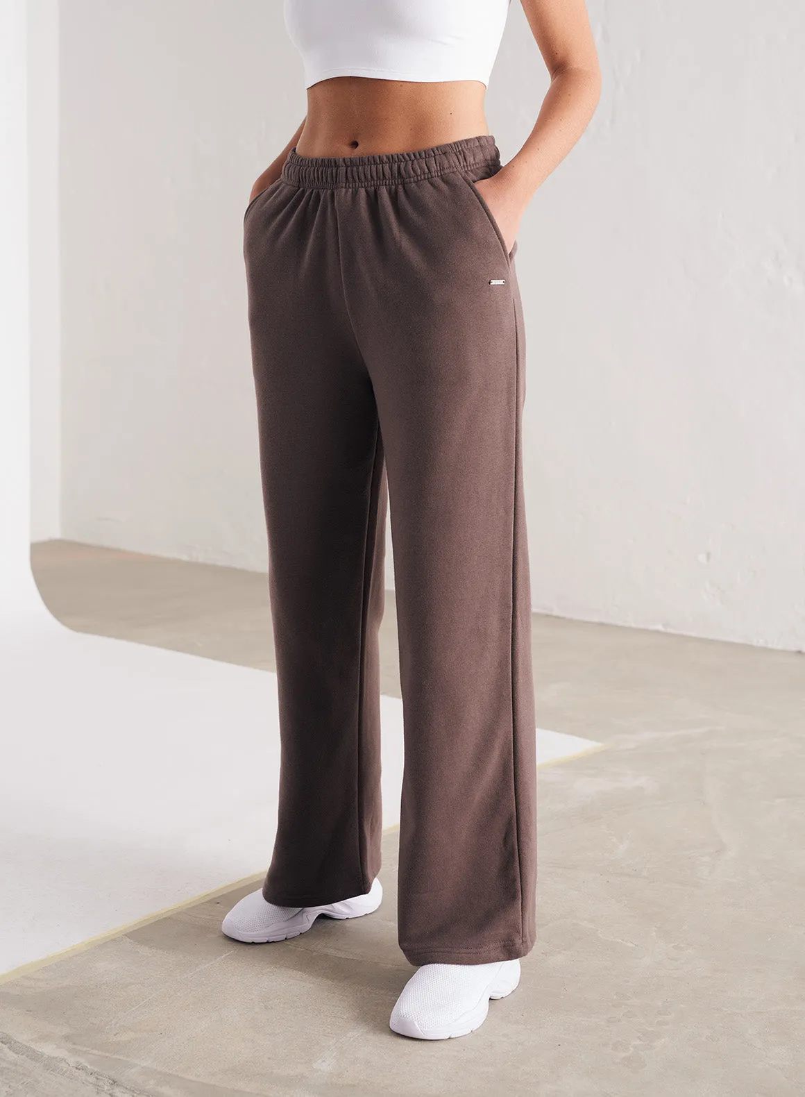 Macchiato Straight Fit Sweatpants