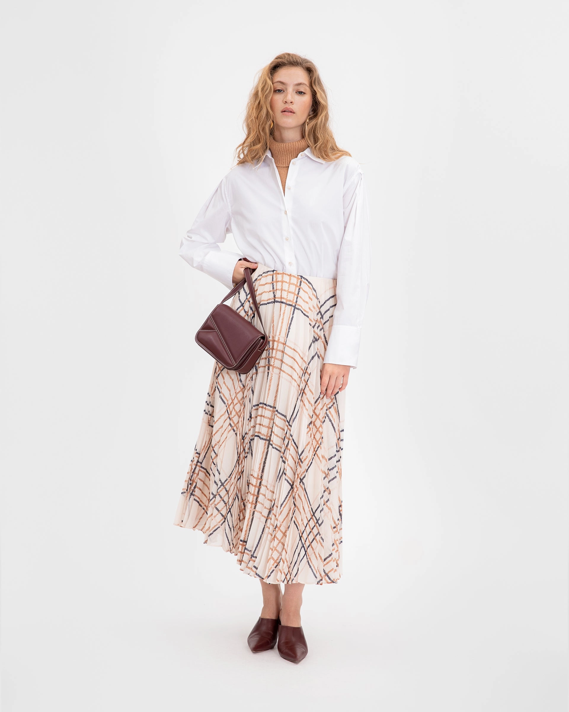 GarmentWashed Softness AdjustableHemCuffs Margaux Shirt