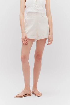 Hot Weather High-End Option MARJORIE TWILL MID-RISE SHORTS