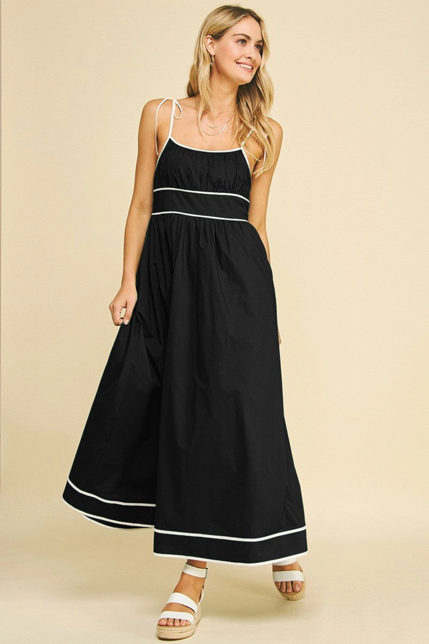 LAURA CONTRAST MAXI DRESS Relaxed Design