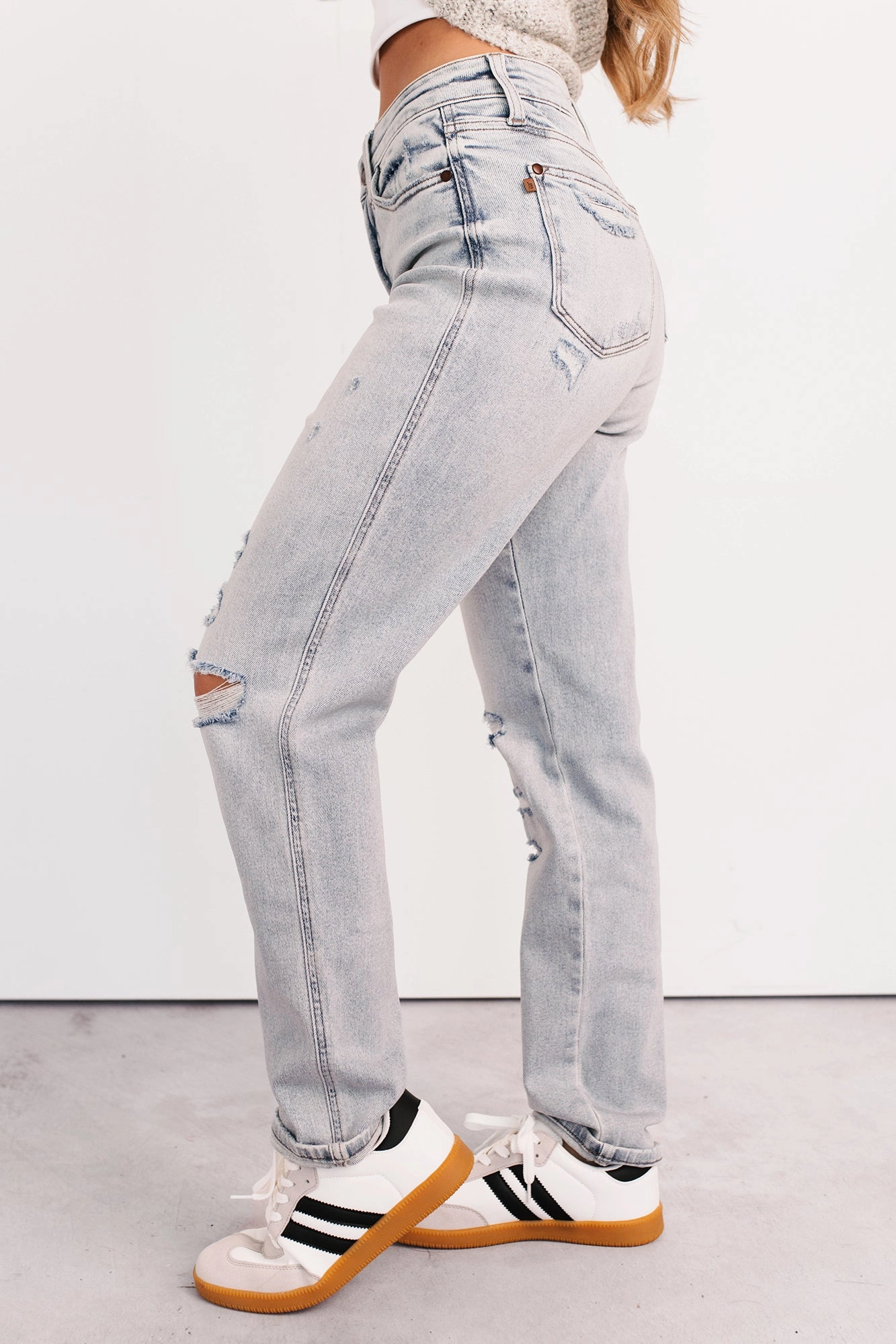 Odor Control Fabric Performance Ready Meadow Mid Rise Judy Blue Boyfriend Jeans (Light)