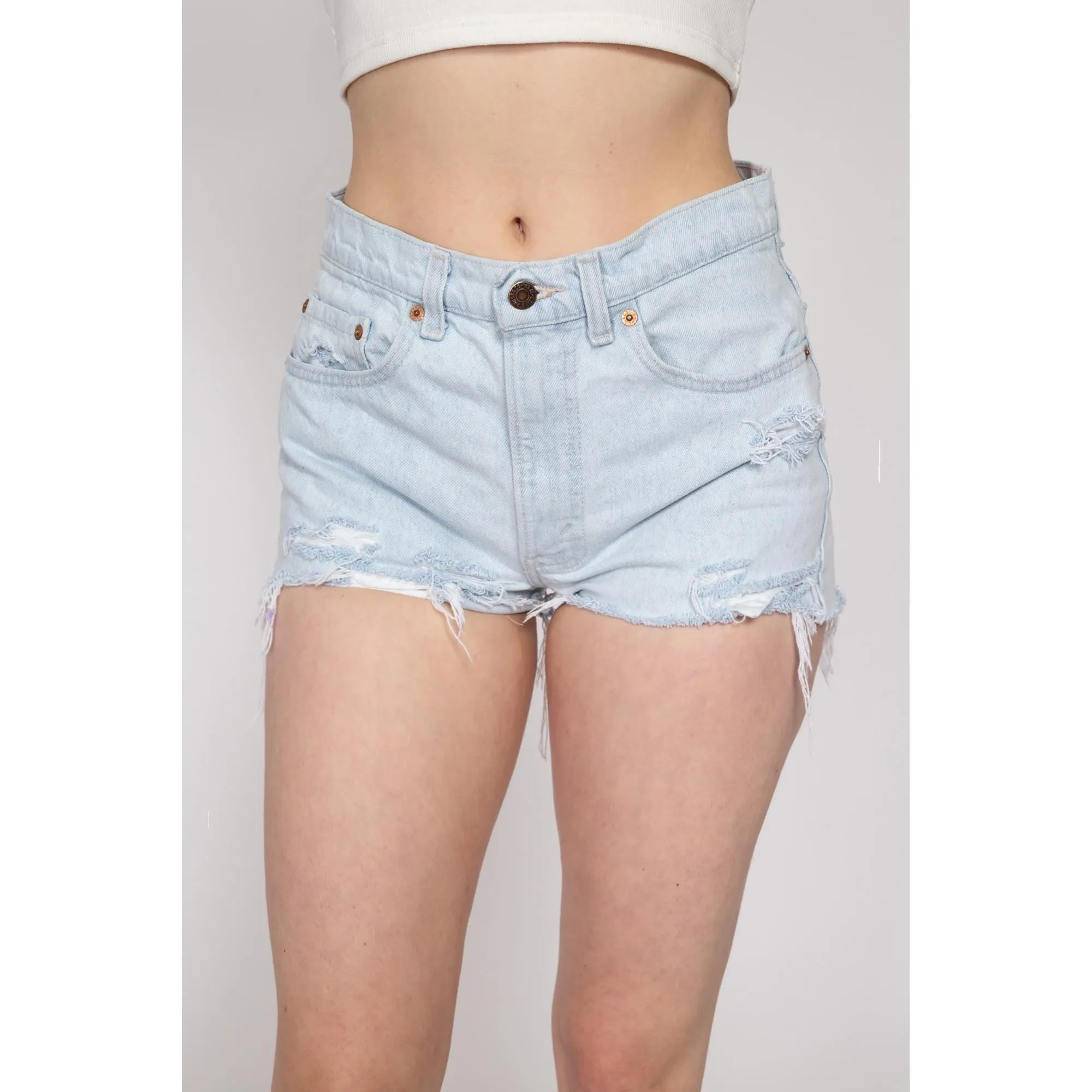 Med-Lrg 90s Levis 505 Cut Off Jean Shorts 31"