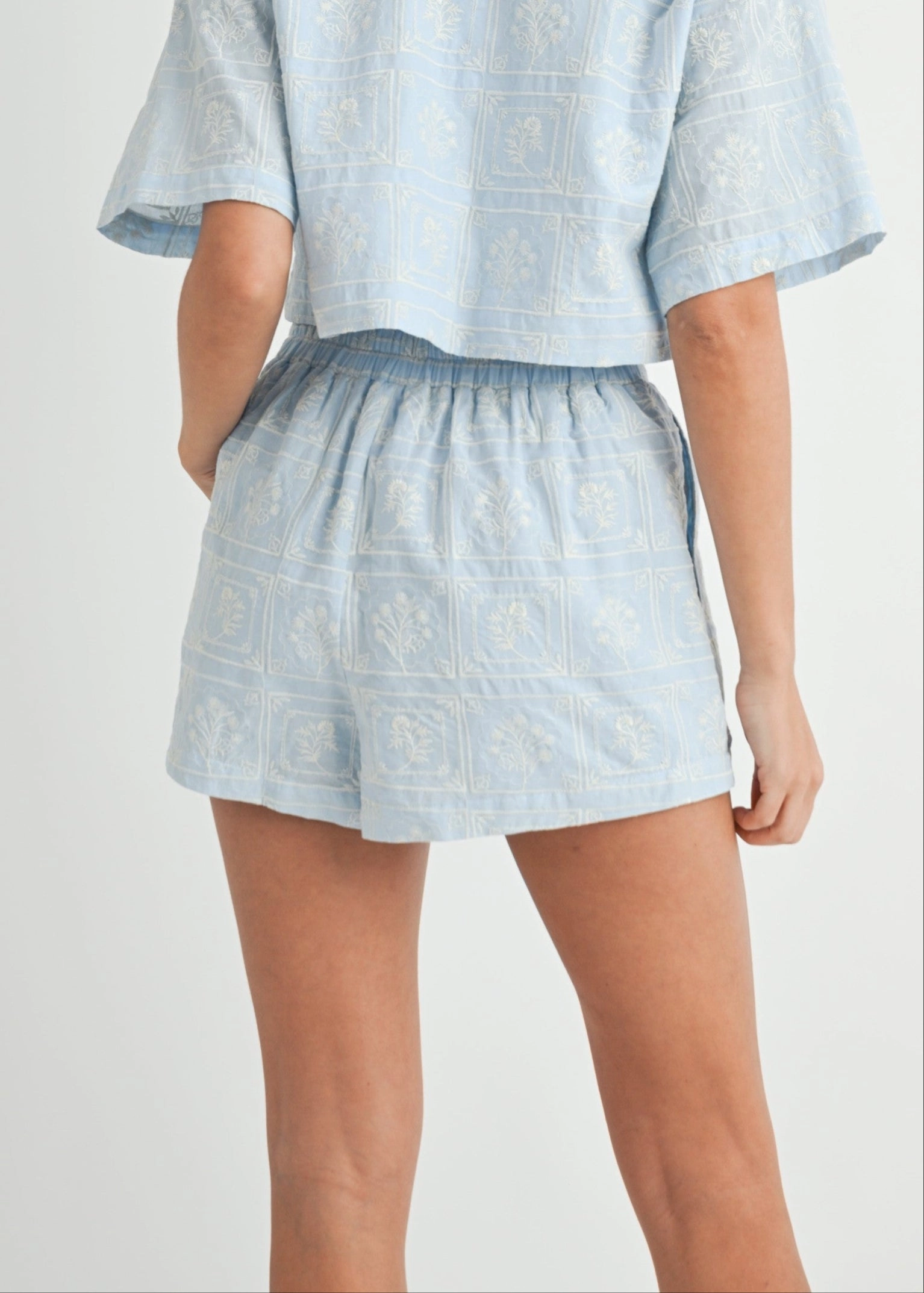 MIA EMBROIDERED BLUE SHORTS Easy Movement Fit