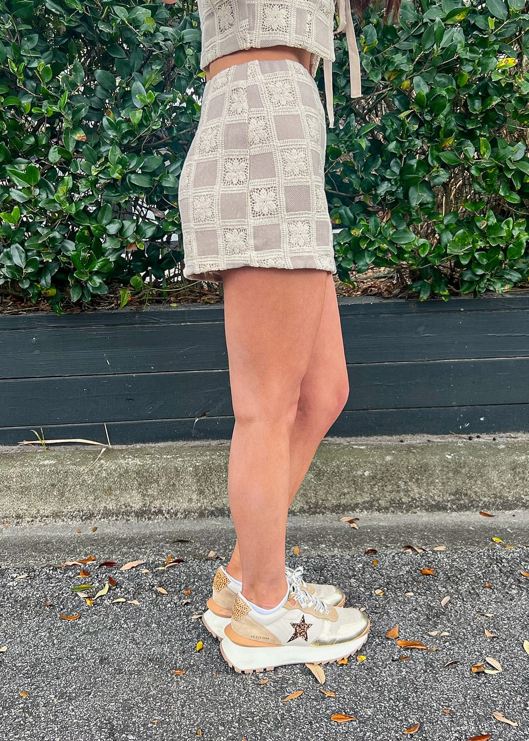 Light Mood Emerging Designer ANNIE CROCHET GINGHAM MINI SKIRT