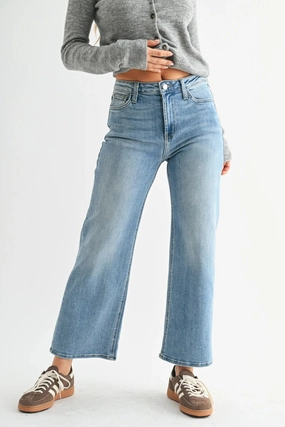 MONICA WIDE LEG JEANS Couple Look Lightweight Stylish Vibes