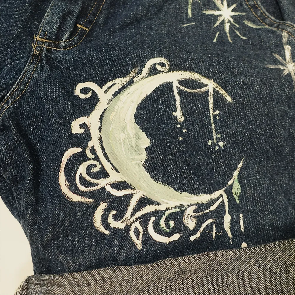 Moon Shorts