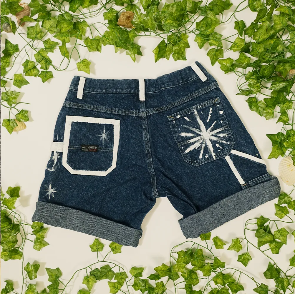 Moon Shorts