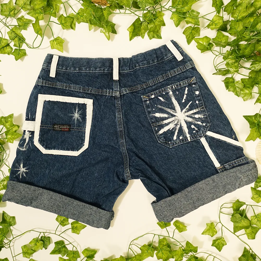 Moon Shorts