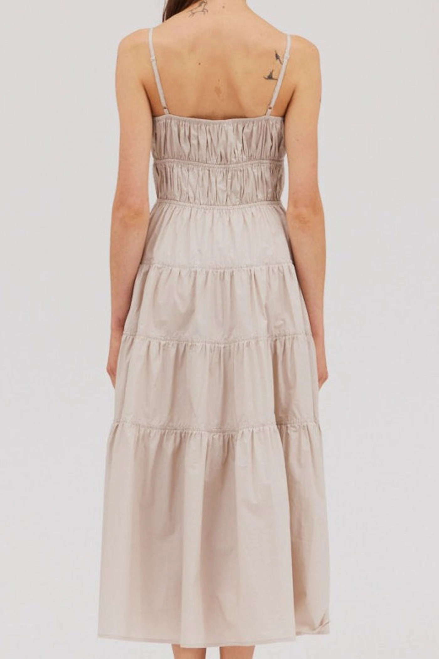 Easy Movement Luxe style MORGAN TIERED MIDI DRESS